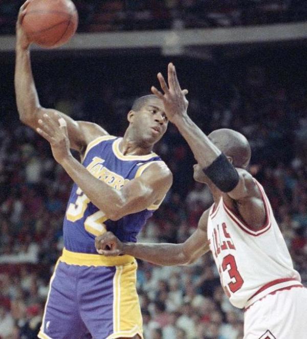 随着足球市 随着足球市