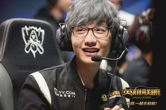 甩在身后 甩在身后