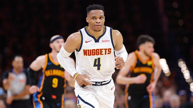 他更快融入 他更快融入